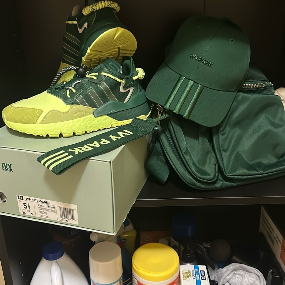 Ivy Park Green Sneakers and Cap Set